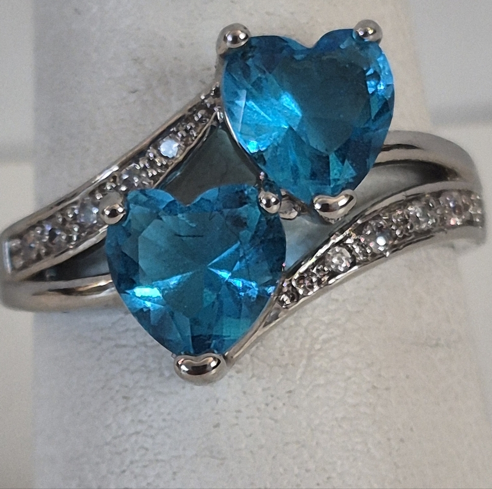 Dazzling Twin Blue Heart Ring